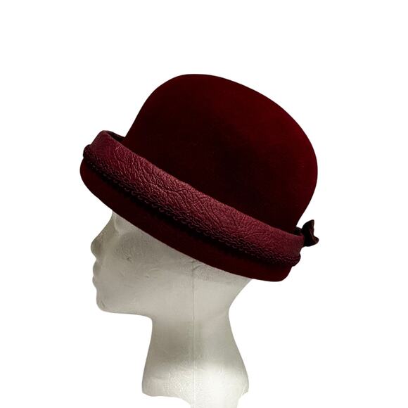 Vintage burgundy red felted wool bucket hat rolled brim Union Label bow trim - Picture 2 of 9